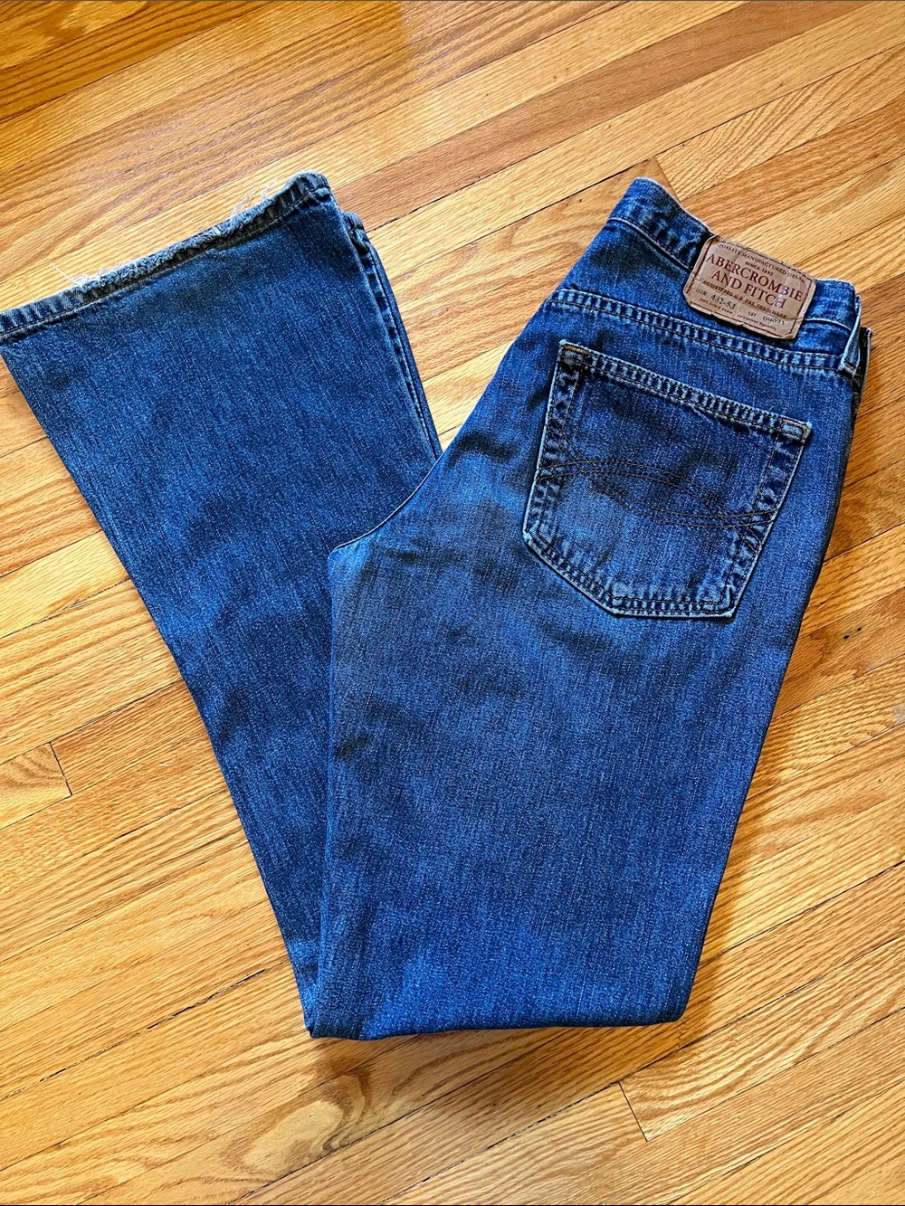 Abercrombie and Fitch bootcut button fly medium blue 1892 jeans size 6